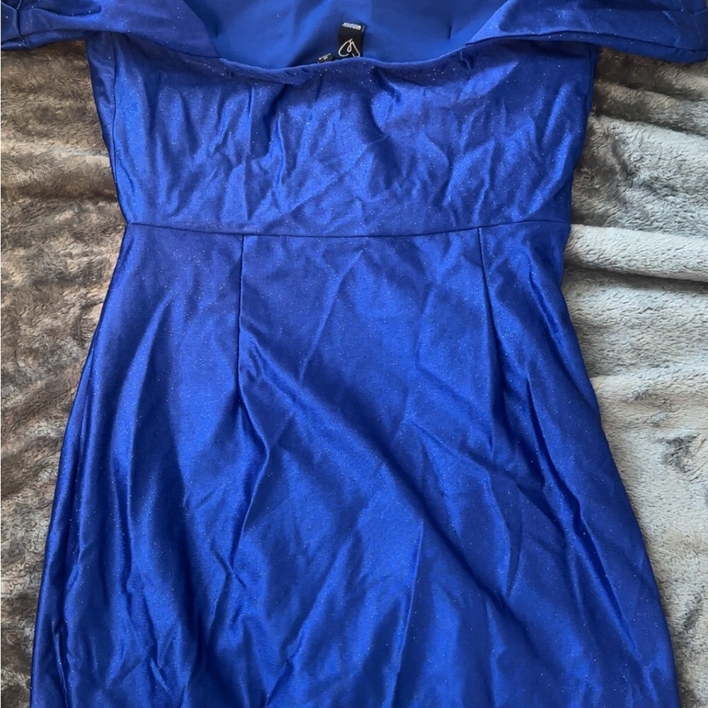 Windsor Blue and Black Mini Dresses - Picture 4 of 4